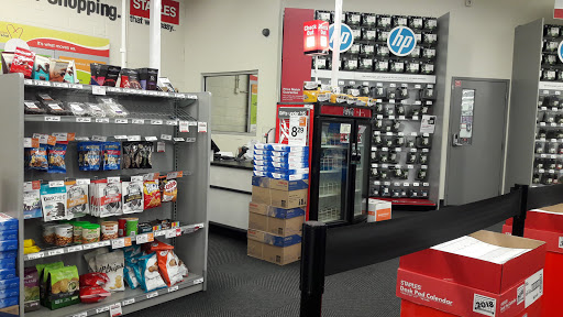 Office Supply Store «Staples», reviews and photos, 10530 Campus Way S, Largo, MD 20774, USA