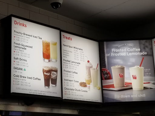 Fast Food Restaurant «Chick-fil-A», reviews and photos, 1185 Woodstock Rd, Roswell, GA 30075, USA