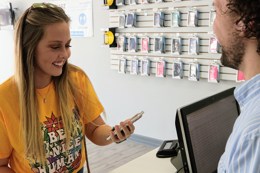 Electronics Repair Shop «Smart Phone Repair», reviews and photos, 190 W Evans St, Florence, SC 29501, USA