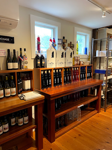 Winery «Truro Vineyards + South Hollow Spirits», reviews and photos, 11 Shore Rd, North Truro, MA 02652, USA