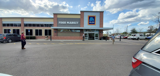 Supermarket «ALDI», reviews and photos, 1636 E Semoran Blvd, Apopka, FL 32703, USA