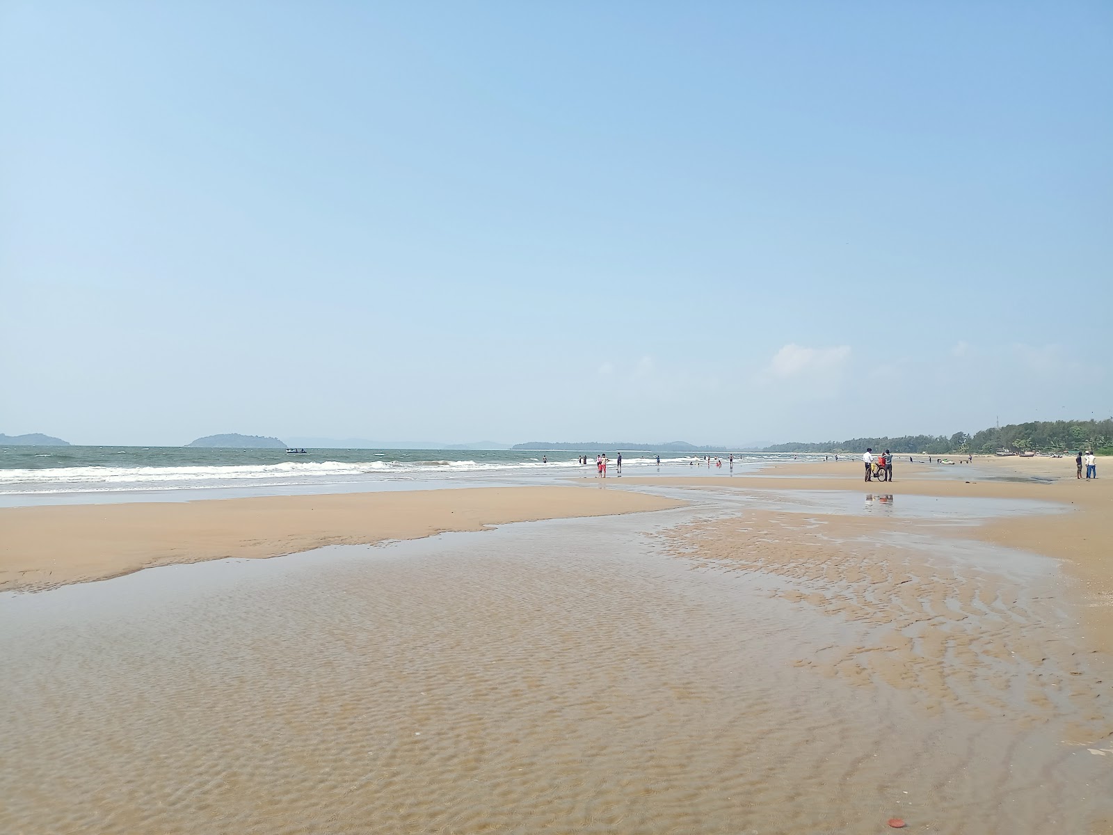 Naval Beach Karwar的照片 带有明亮的沙子表面