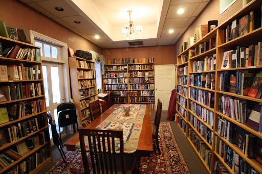 Book Store «Landmark Booksellers | Franklin, Tennessee», reviews and photos, 114 E Main St, Franklin, TN 37064, USA