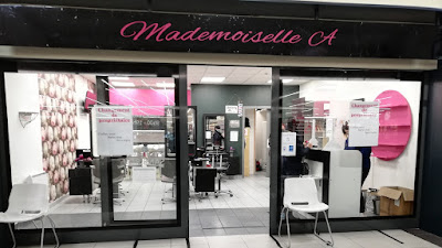 Mademoiselle a coiffure barbershop à Lunéville