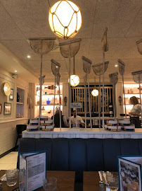 Atmosphère du Restaurant Léon Fish Brasserie – Auxerre - n°7