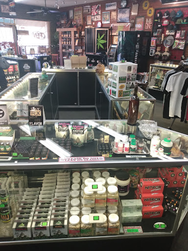 Tobacco Shop «Paraphernalia Boutique - Smoke Shop / Head Shop», reviews and photos, 4234 W Dunlap Ave, Phoenix, AZ 85051, USA
