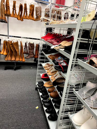 Clothing Store «Citi Trends», reviews and photos, 3205 S Cobb Dr a, Smyrna, GA 30080, USA