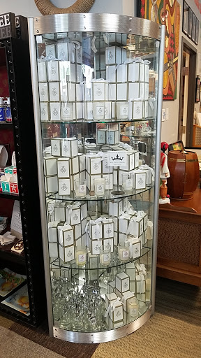 Consignment Shop «Retreat Home & Lifestyle Resale Store», reviews and photos, 1501 US-190, Covington, LA 70433, USA