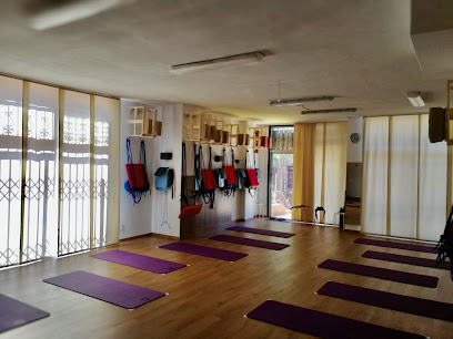 Centro de Yoga Esencia - C. Tirso de Molina, 6, 38005 Santa Cruz de Tenerife, Spain