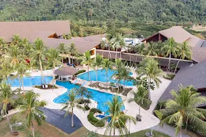 Nexus Resort & Spa Karambunai image