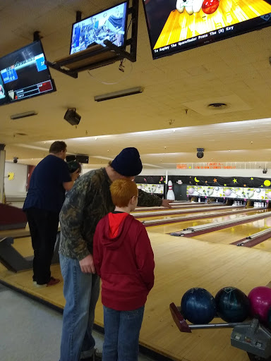 Bowling Alley «Hoebowl Bowling Center», reviews and photos, 305 W Bridge St, Catskill, NY 12414, USA