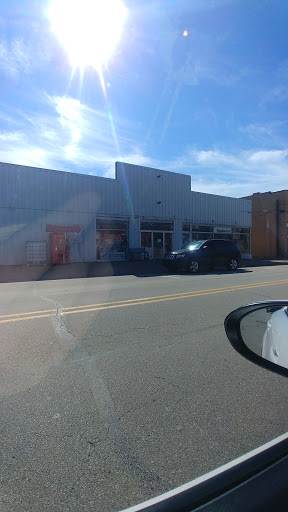 Used Furniture Store «Reppert Appliance & Furniture», reviews and photos, 414 Broad Ave, Belle Vernon, PA 15012, USA