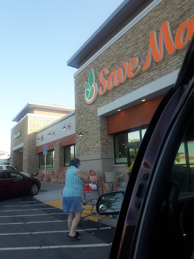 Supermarket «Save Mart Supermarkets», reviews and photos, 1449 E F St, Oakdale, CA 95361, USA