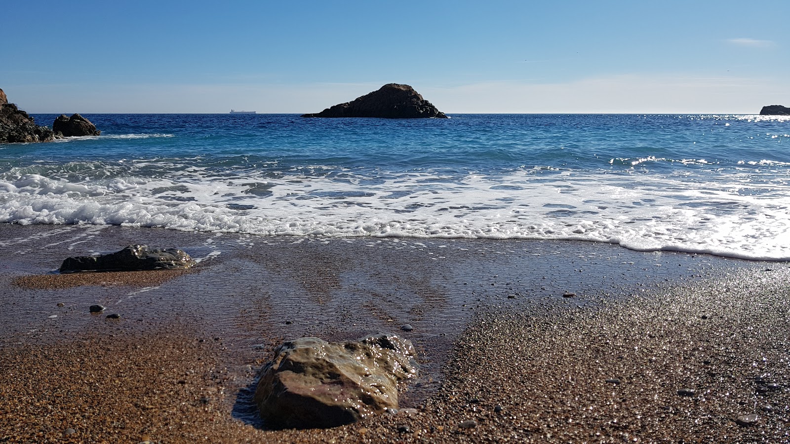 Cala Del Bolete Grande'in fotoğrafı doğal alan içinde bulunmaktadır