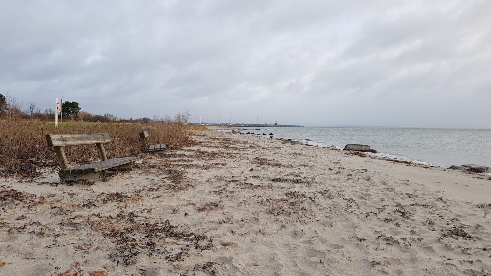 Foto de Akrogen Beach e o assentamento