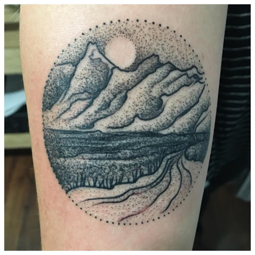 Tattoo Shop «Heroes & Ghosts Tattoo», reviews and photos, 3035 W Cary St, Richmond, VA 23221, USA