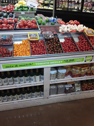 Grocery Store «Family Fare Supermarket», reviews and photos, 6370 Lake Michigan Dr, Allendale, MI 49401, USA