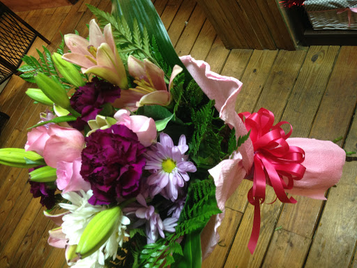 Florist «Elite Floral & Gift Shoppe», reviews and photos, 504 N Alafaya Trail #109, Orlando, FL 32828, USA