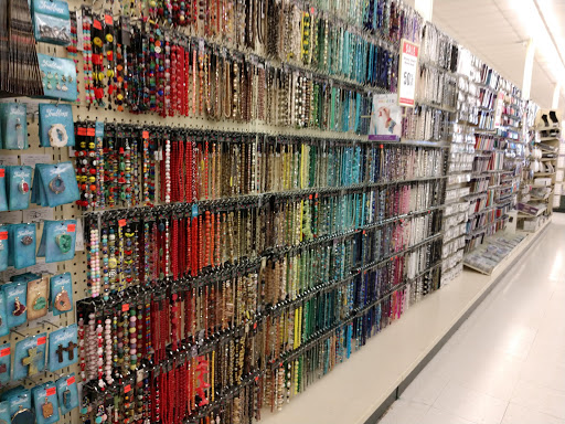 Craft Store «Hobby Lobby», reviews and photos, 11 W 39th St, Kearney, NE 68847, USA