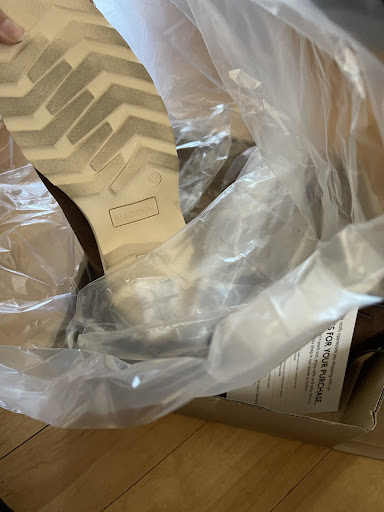 Department Store «Nordstrom Rack Burbank Empire Center», reviews and photos, 1601 N Victory Pl, Burbank, CA 91502, USA