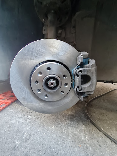 Opiniones de LUBRICENTRO Y VULCANIZACIÓN GUERRERO en Ñuñoa - Servicio de lavado de coches