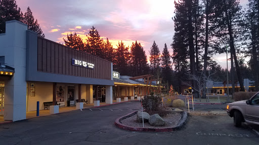 Big 5 Sporting Goods, 2062 Lake Tahoe Blvd, South Lake Tahoe, CA 96150, USA, 