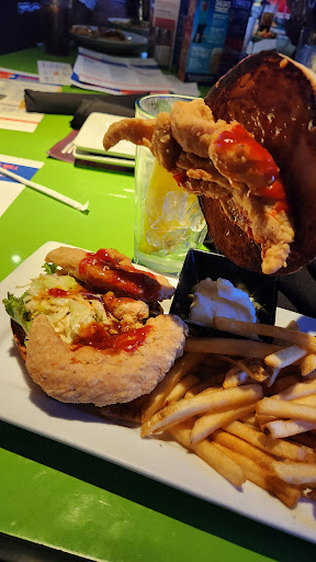 Dave & Busters Thousand Oaks image