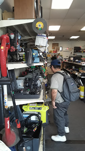 Pawn Shop «Pawn Shop Outlet - Somerdale Cash For Gold», reviews and photos, 20 S White Horse Pike, Somerdale, NJ 08083, USA