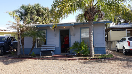 Indoor Lodging «Little Bay Club», reviews and photos, 1801 Broadway St, Rockport, TX 78382, USA