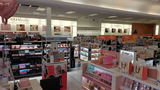 Hair Salon «Ulta Beauty», reviews and photos, 11850 Pines Blvd, Pembroke Pines, FL 33025, USA