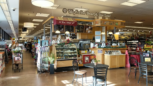 Grocery Store «Ralphs Fresh Fare», reviews and photos, 2675 Foothill Blvd, La Crescenta, CA 91214, USA