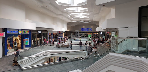 Furniture Store «Z Gallerie - Woodfield Mall», reviews and photos, 134 Woodfield Mall, Schaumburg, IL 60173, USA