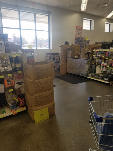 Hardware Store «Harbor Freight Tools», reviews and photos, 270 Peninsula Blvd, Hempstead, NY 11550, USA