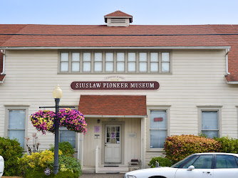 Siuslaw Pioneer Museum