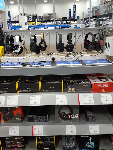 Electronics Store «Best Buy», reviews and photos, 2600 US-34, Oswego, IL 60543, USA
