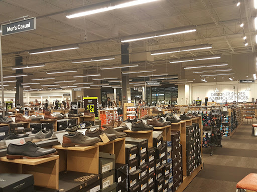 DSW Designer Shoe Warehouse, 12080 Jefferson Ave #400, Newport News, VA 23606, USA, 