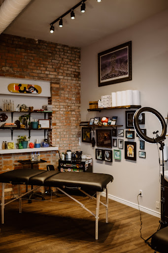 Explore 1 hour tattoo ideas, creative tattoo ideas in Arvada, available at Keepsake Studio