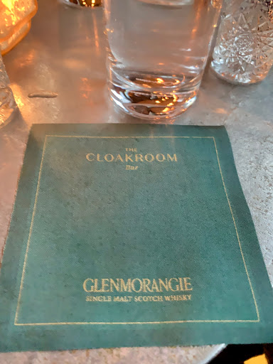 Cloakroom Bar