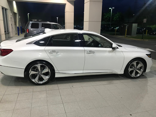 Honda Dealer «AutoNation Honda Dulles», reviews and photos, 21715 Auto World Cir, Sterling, VA 20166, USA