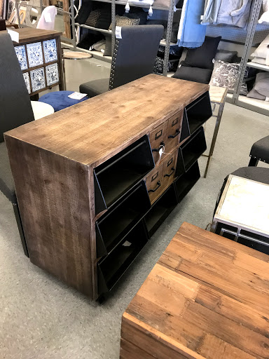 Home Goods Store «Tuesday Morning», reviews and photos, 6952 E Hampton Ave, Mesa, AZ 85206, USA