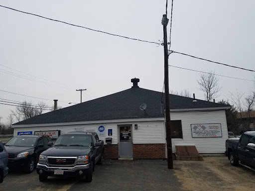 Auto Repair Shop «Village Repair», reviews and photos, 94 Reservoir St, Holden, MA 01520, USA