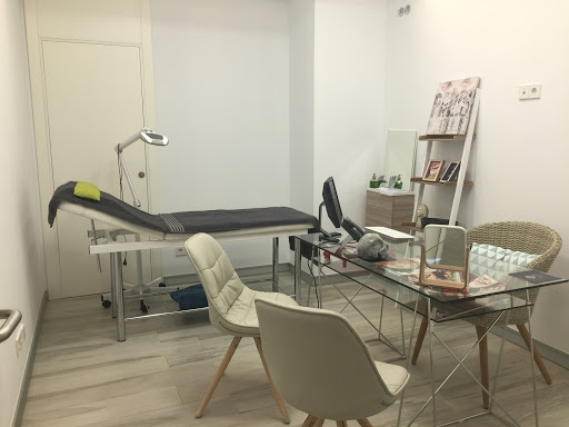 Información y opiniones sobre Dra.Mª Teresa Terrón, Odontologia Clínica Lis Medical Group de Salamanca