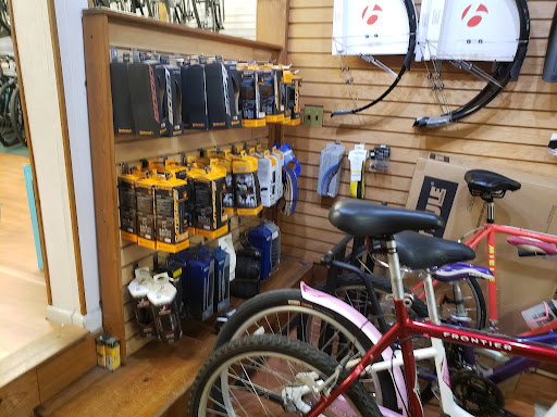 Bicycle Store «Pelham Bicycle Center», reviews and photos, 109 Wolfs Ln, Pelham, NY 10803, USA