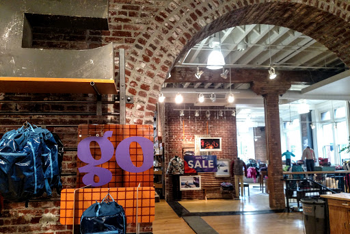 Clothing Store «Patagonia Portland», reviews and photos, 1106 W Burnside St, Portland, OR 97209, USA
