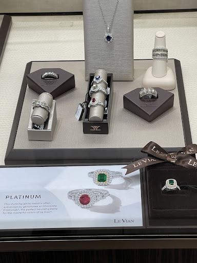 Jewelry Store «Jared The Galleria of Jewelry», reviews and photos, 12249 Jefferson Ave, Newport News, VA 23602, USA