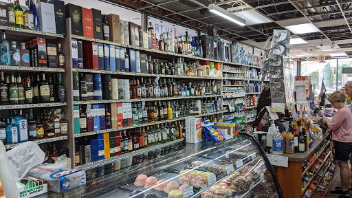 Grocery Store «Penny Lake Grocery», reviews and photos, 1270 S Commerce Rd, Walled Lake, MI 48390, USA