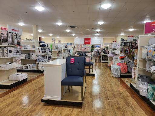 Department Store «HomeGoods», reviews and photos, 1444 E Golf Rd, Schaumburg, IL 60173, USA
