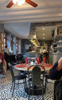 Atmosphère du Restaurant Le Cheval Blanc à Tinchebray-Bocage - n°10