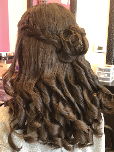 Hair Salon «Magic Touch Threading & Beauty Salon», reviews and photos, 5910 Babcock Rd, San Antonio, TX 78240, USA