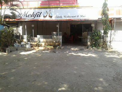 Mehfil Restaurant And Bar - Aranyeshwar Corner, 49/1, Supreme Industrial Estate, Pune - Satara Rd, Ruturang Society Phase II, Parvati Paytha, Pune, Maharashtra 411009, India